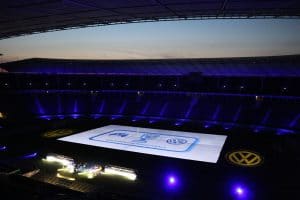 FIFA 17 im Olympiastadion Berlin - Eine Projektionsfläche von ca. 3.000 m² wurde mit acht Hochleistungsprojektoren und einem Medienserversystem bespielt